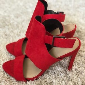 Brand New! Zara heeled sandals